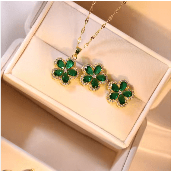 Green Flower Jewellery Set – Necklace, Earrings & Ring – product view 1