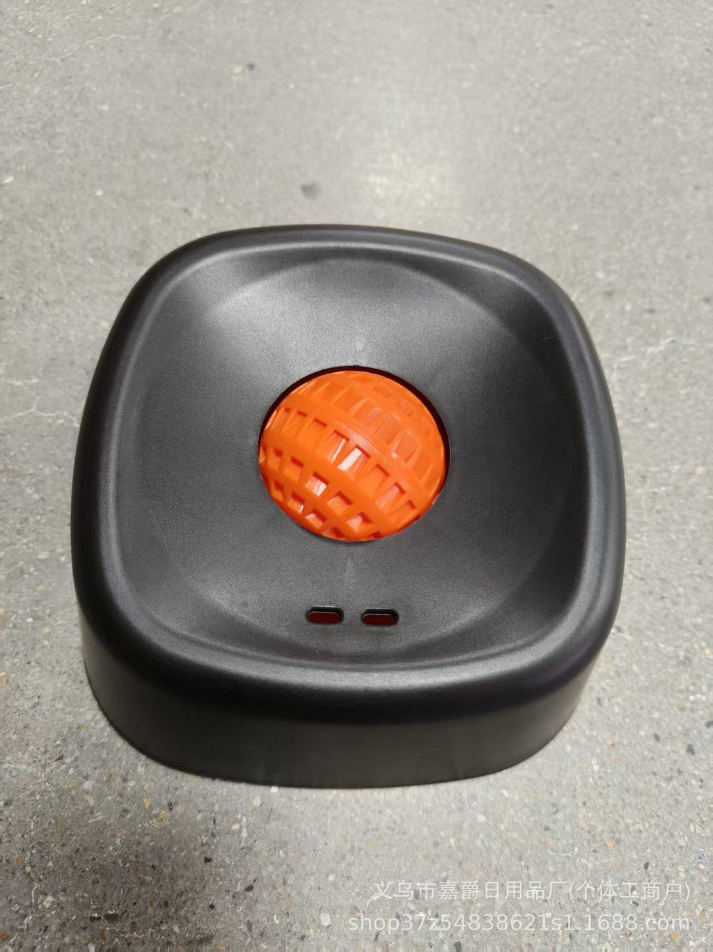 Rolling Pet Licking Bowl — product view 3